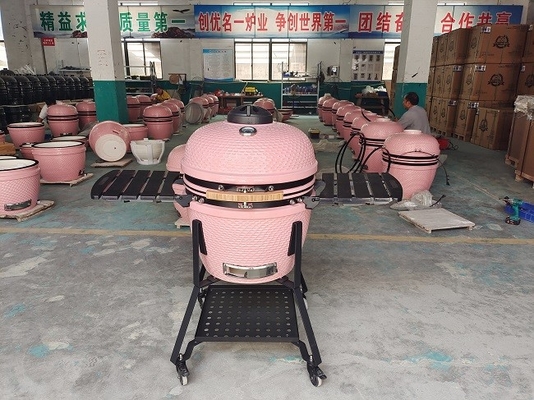Churrasqueiras Kamado de cerâmica rosa carvão de 22 polegadas para churrasco Alça de bambu